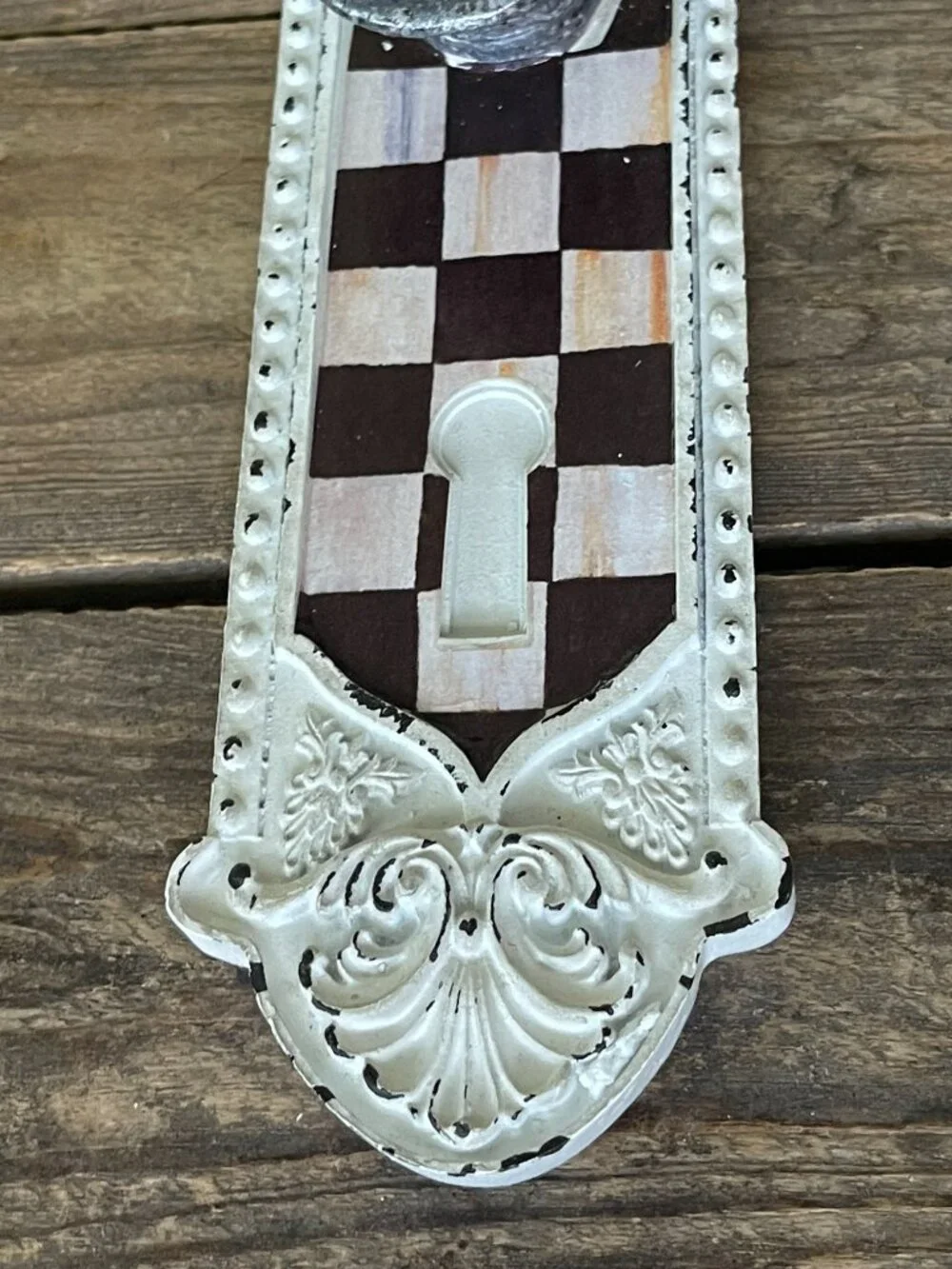MacKenzie-Childs Door Knob Wall Hook NEW -Courtly Cottage Doorplate Charm!